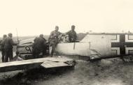 Asisbiz Ostfront Messerschmitt Bf 109E3 8.JG27 Black 9 force landed Vitebsk Belarus July 1941 eBay 03