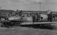 Asisbiz Messerschmitt Bf 109E4 8.JG27 Black 12 belly landed being inspected by German ground forces Russia 1941 eBay 02