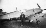 Asisbiz Messerschmitt Bf 109E3 Stab I.JG27 Helmut Riegel France 1940 01