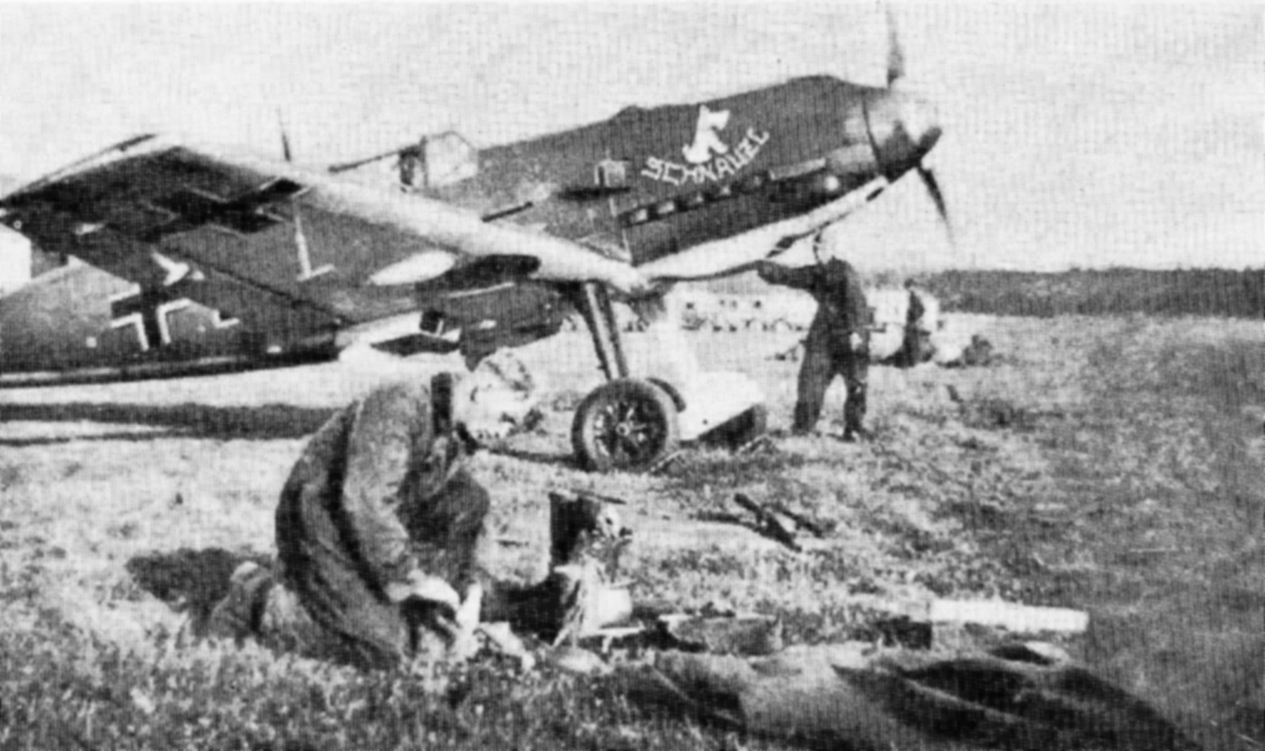 Messerschmitt Bf 109E3 5.JG32 Black 12 Josef Heinzeller pre war 1939 02