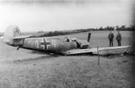 Asisbiz Messerschmitt Bf 109E3 7.JG3 White 4 crash landed France 1940 ebay 02