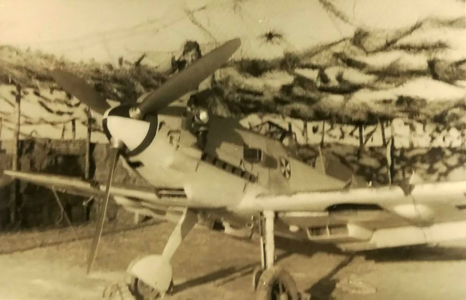 Messerschmitt Bf 109E4 Stab II.JG3 Arques 1940 eBay 01