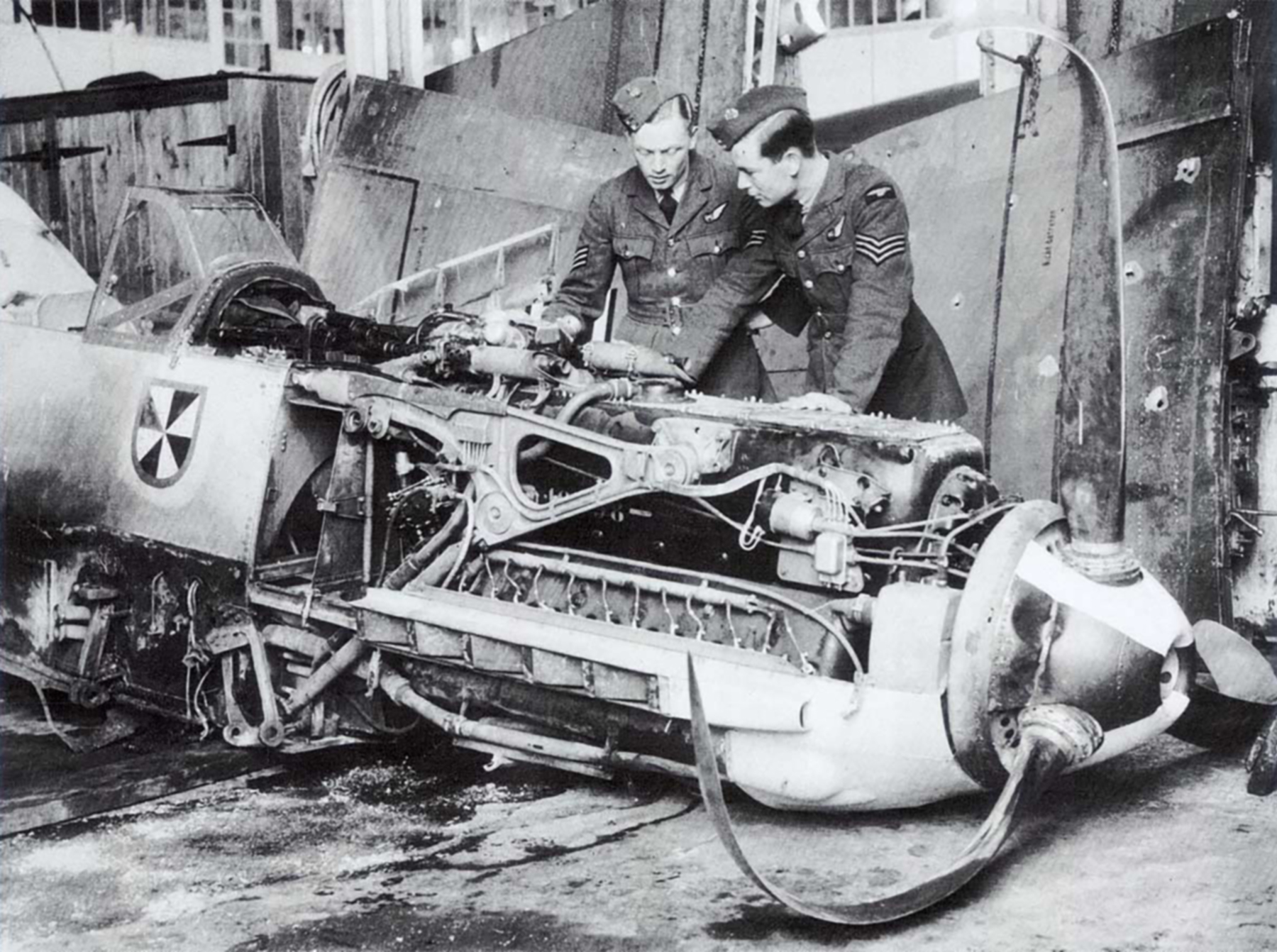 Messerschmitt Bf 109E4 Stab II.JG3 Franz von Werra WNr 1480 crash landed Kent 1940 06