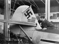 Asisbiz Messerschmitt Bf 109E4 Stab II.JG3 Franz von Werra WNr 1480 crash landed Kent 1940 IWM HU106341