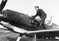 Asisbiz Messerschmitt Bf 109E1 3.JG3 Yellow 1x Germany Sep 1939 01