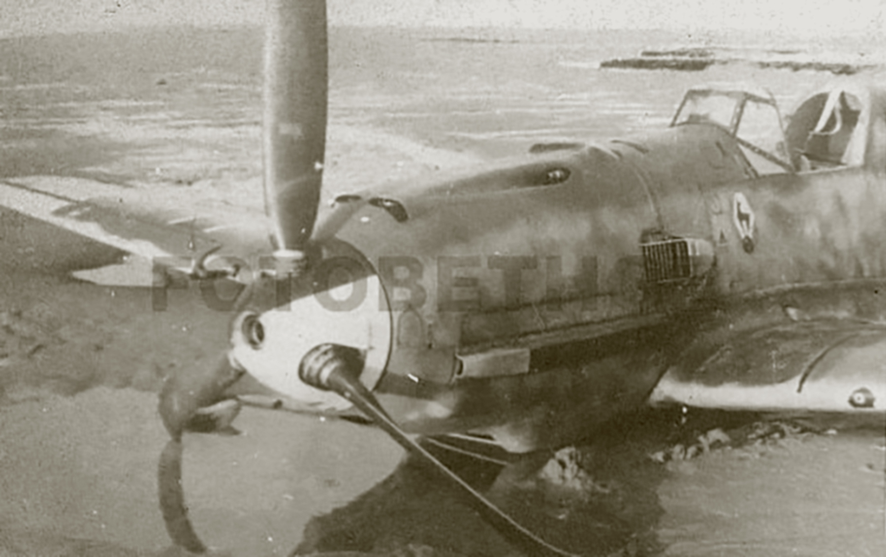 Messerschmitt Bf 109E3 2.JG51 Black 1 after belly landing on a French beach 1940 eBay 02