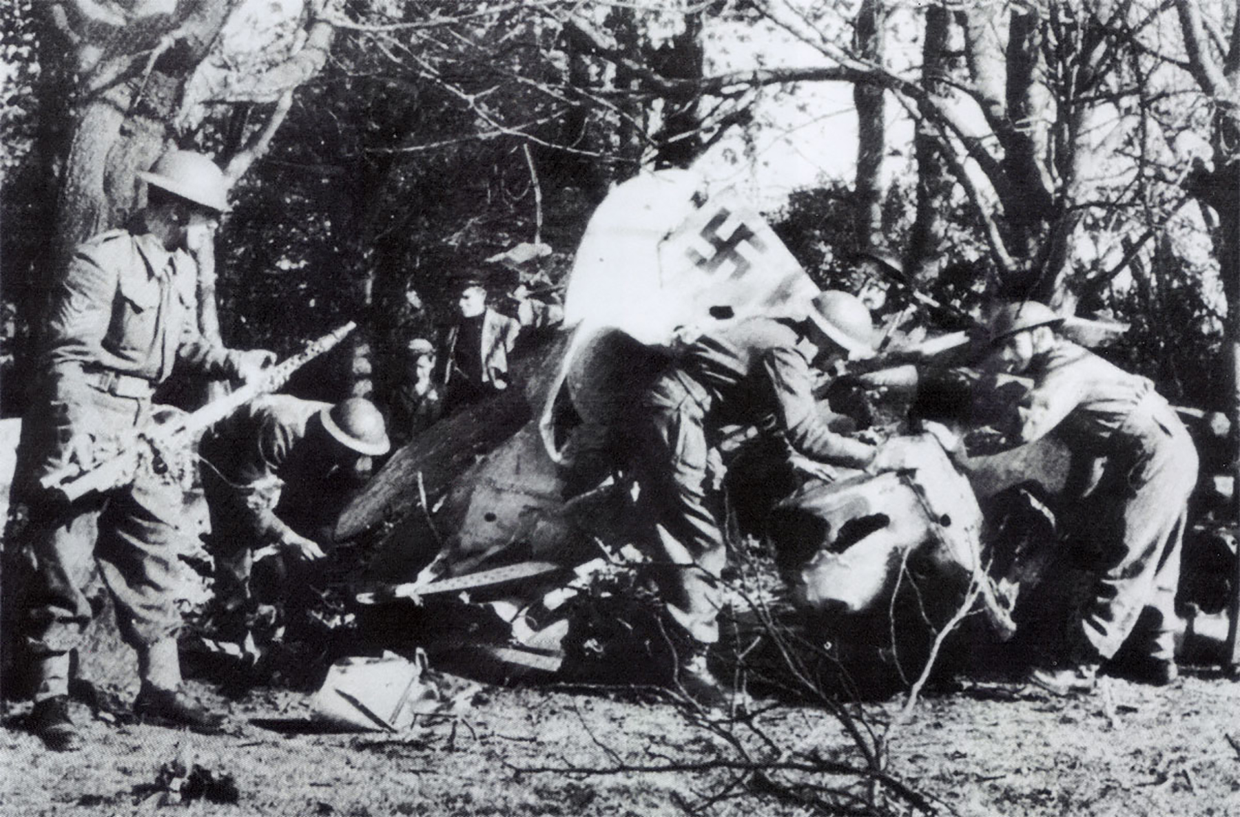 Messerschmitt Bf 109E7 5.JG52 Black 4 Ludwig Bielmaier WNr 5930 crash site Kent 20th Oct 1940 01