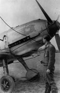 Asisbiz Messerschmitt Bf 109E 6.JG52 showing the unit emblem eBay 01