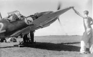 Asisbiz Messerschmitt Bf 109E1 4.JG52 White 2 undercarriage retraction test France 1940 01