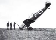 Asisbiz Messerschmitt Bf 109E1 6.JG52 Yellow 2 Ulrich Steinhilper landing accident Calais France Sep 1940 01