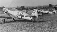 Asisbiz Messerschmitt Bf 109E1 6.JG52 Yellow 3 WNr 2562 and Yellow 2 at Calais France Sep 1940 01