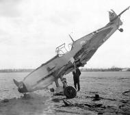 Asisbiz Messerschmitt Bf 109E3 4.JG52 White 3 accident 26th Mar 1940 01