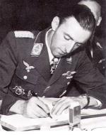 Asisbiz Aircrew Luftwaffe JG52 ace Hermann Graf Germany 1942 01