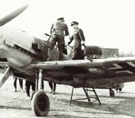 Asisbiz King Michael I of Romania n JG52 Maj Gotthard Handrick inspecting a Bf 109 Baneasa airfield April 1941 ebay 03