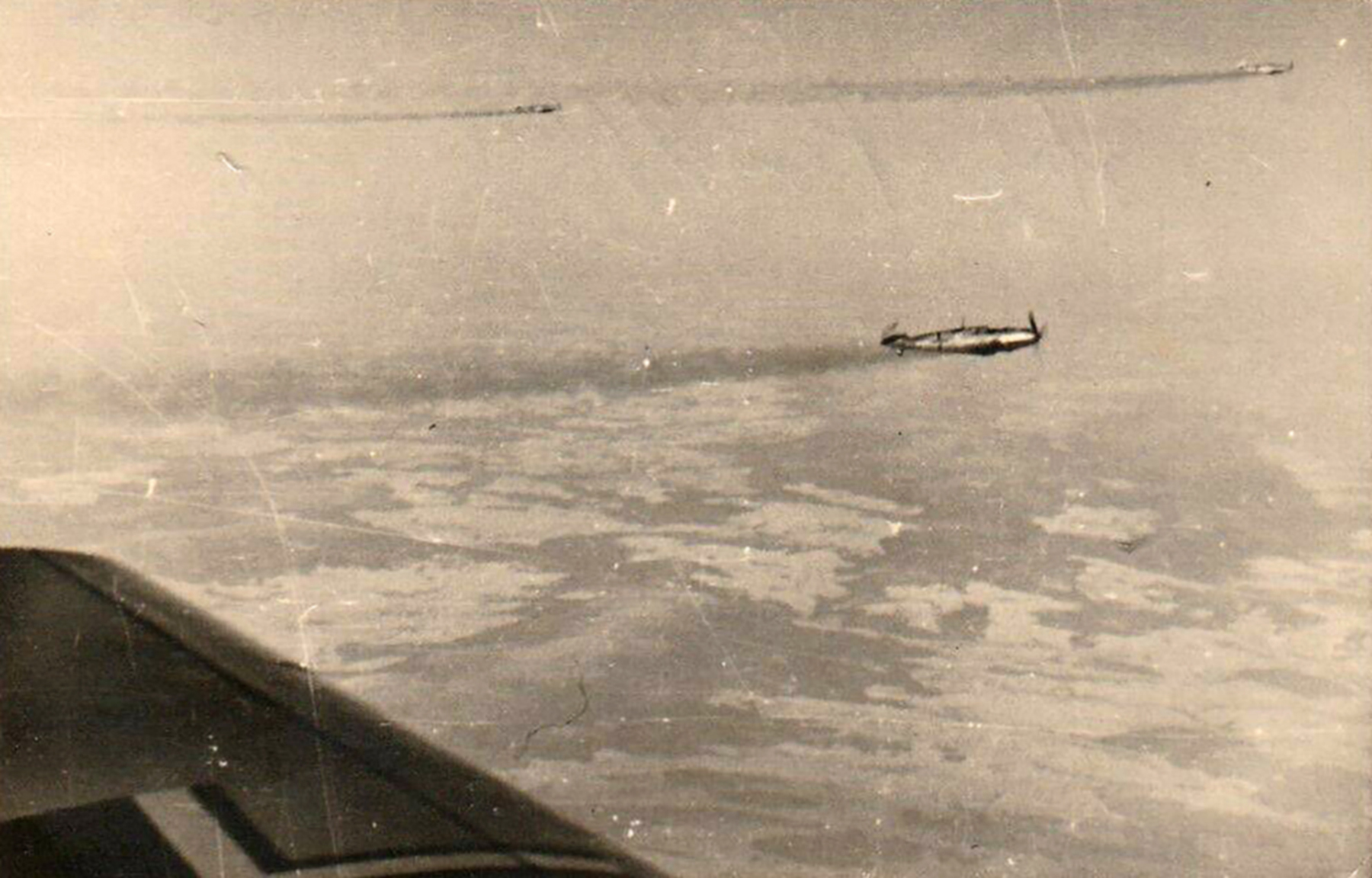 Messerschmitt Bf 109E3 4.JG53 White 5 Stefan Litjens WNr 1244 France 1940 04