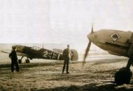 Asisbiz Messerschmitt Bf 109E4B 7.JG53 White 2 Le Touquet France 1940 03