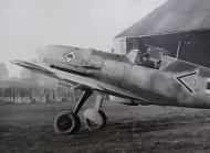 Asisbiz Messerschmitt Bf 109E3 Stab II.JG53 Chevron 3 France 1940 01