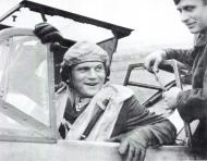 Asisbiz Aircrew Luftwaffe ace 2.JG53 Heinz Bretnutz 1940 01