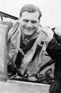 Asisbiz Aircrew Luftwaffe ace JG27 Heinz Pietzsch Bretnutz 02