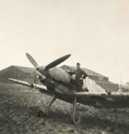 Asisbiz Messerschmitt Bf 109E Erg.JG53 at Schiphol ebay 01