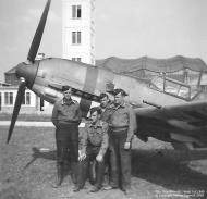 Asisbiz Messerschmitt Bf 109E3 JG53 Brest airfield France July 1940 web 01