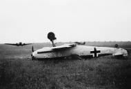 Asisbiz Messerschmitt Bf 109E4 7.JG54 White 9 after landing accident Amsterdam Schiphol Holland 1940 01