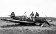 Asisbiz Messerschmitt Bf 109E1 2.JG76 Red 2 Leopold Wyhlidal force landed France 15th Sep 1940 03