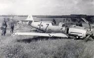 Asisbiz Messerschmitt Bf 109E1 2.JG76 Red 7 force landed France June 1940 04