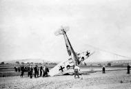 Asisbiz Messerschmitt Bf 109E1 3.JG76 Yellow 2 Dieter Zehl landing mishap France 14th May1940 02