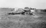 Asisbiz Messerschmitt Bf 109E4 8.JG77 Black 7 being salvaged Balkans 1941 eBay 01