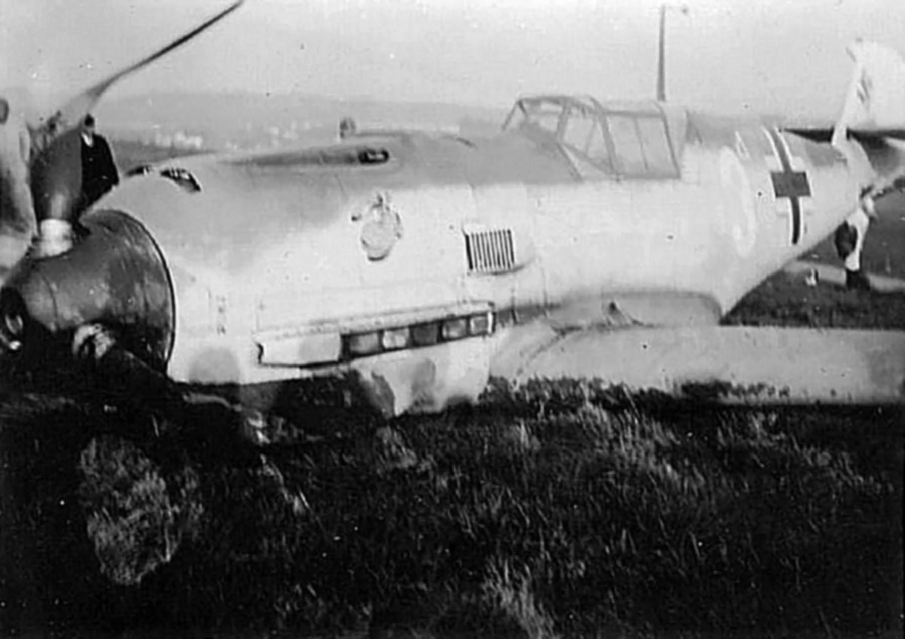 Messerschmitt Bf 109E1 1.JG77 White 3 crash landed Porz Wahn Germany 29th Apr 1940 eBay 01