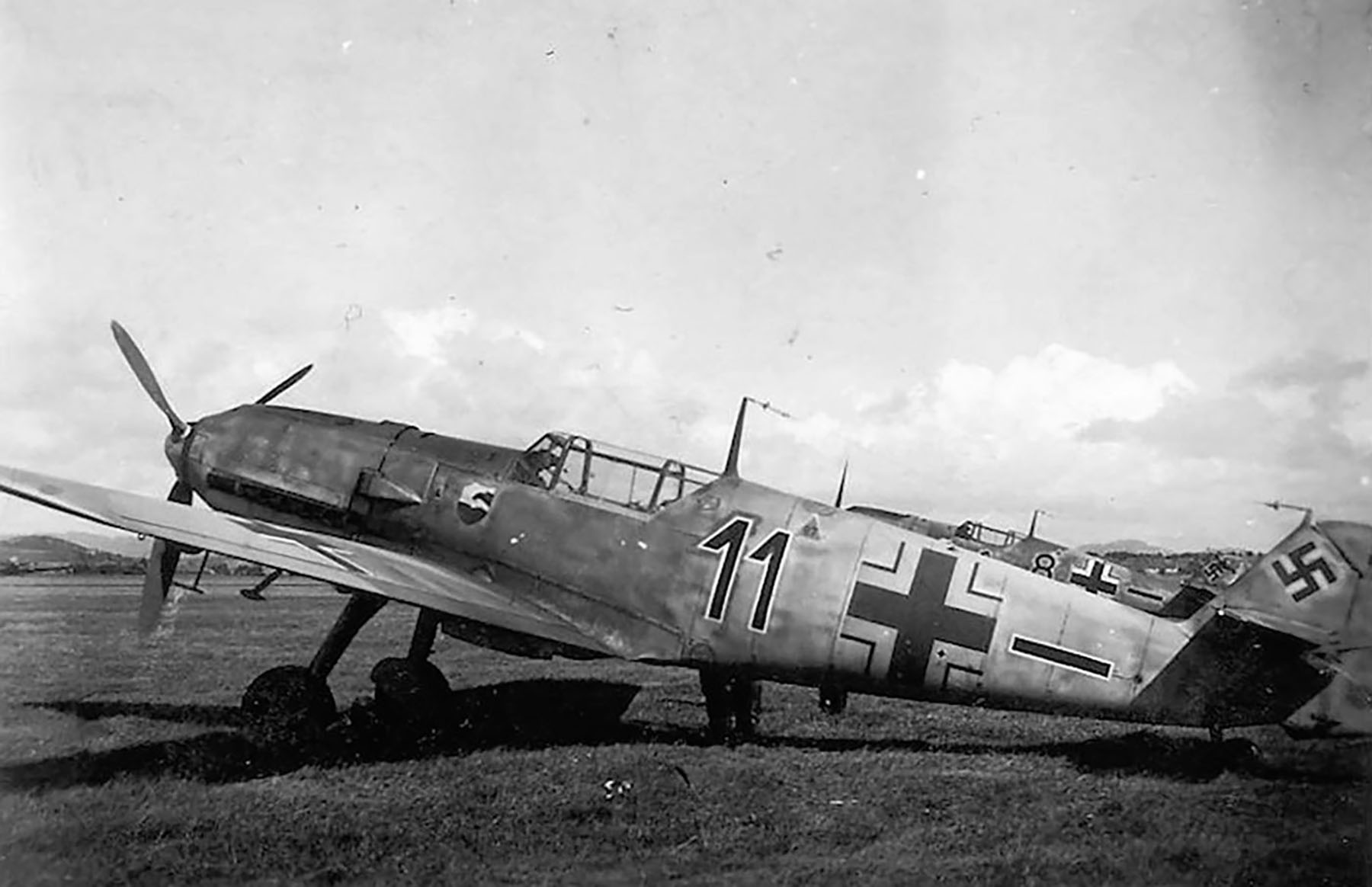 Messerschmitt Bf 109E3 5.JG77 Black 11 and 8 Aalborg Norway Mar 1940 02