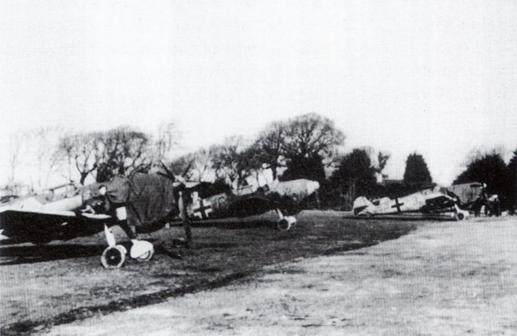 Messerschmitt Bf 109E4 5.JG77 Black 3 Aalborg Norway Mar 1941 03