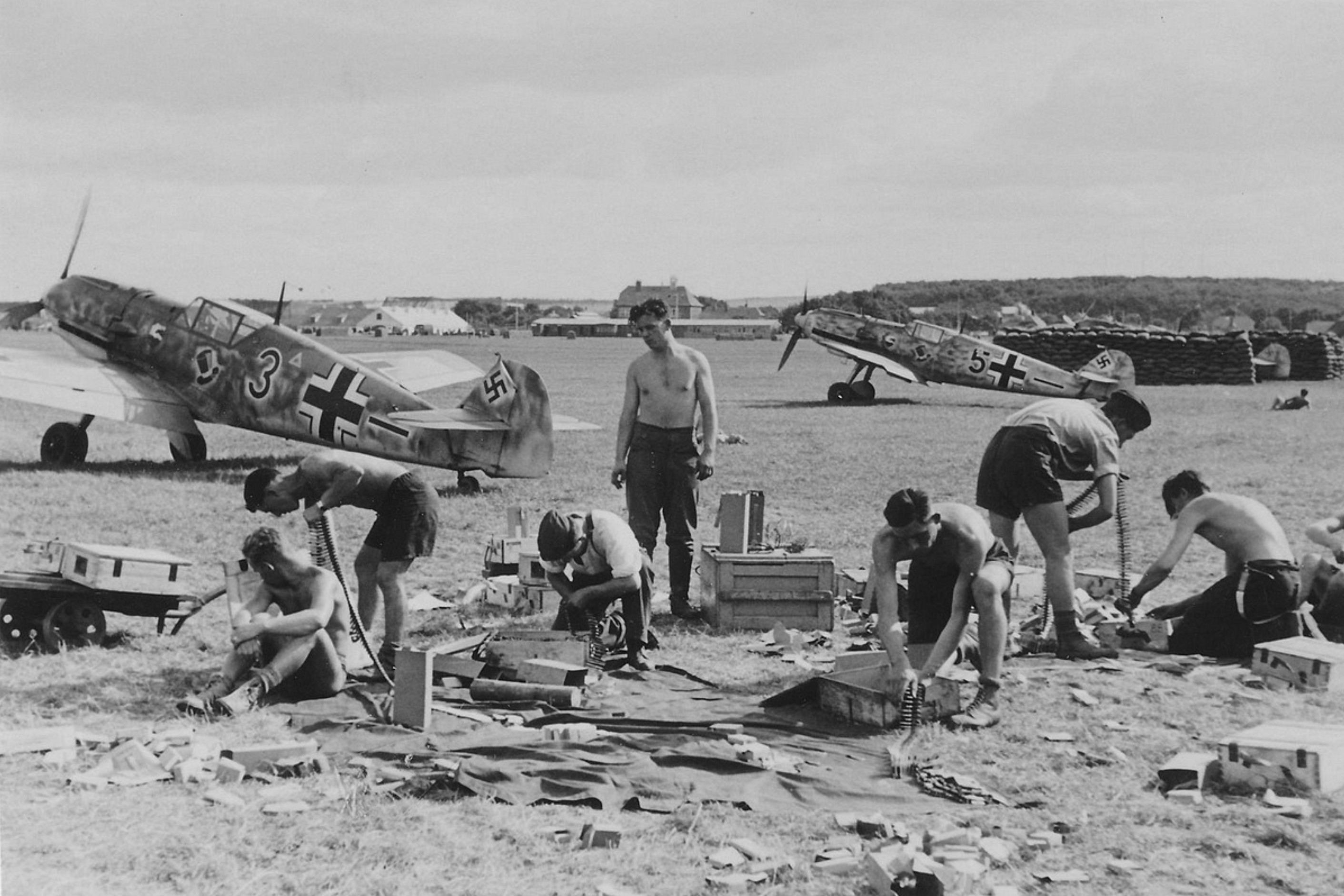 Messerschmitt Bf 109E4 5.JG77 Black 3 WNr 5262 Aalborg Norway Aug 1940 01