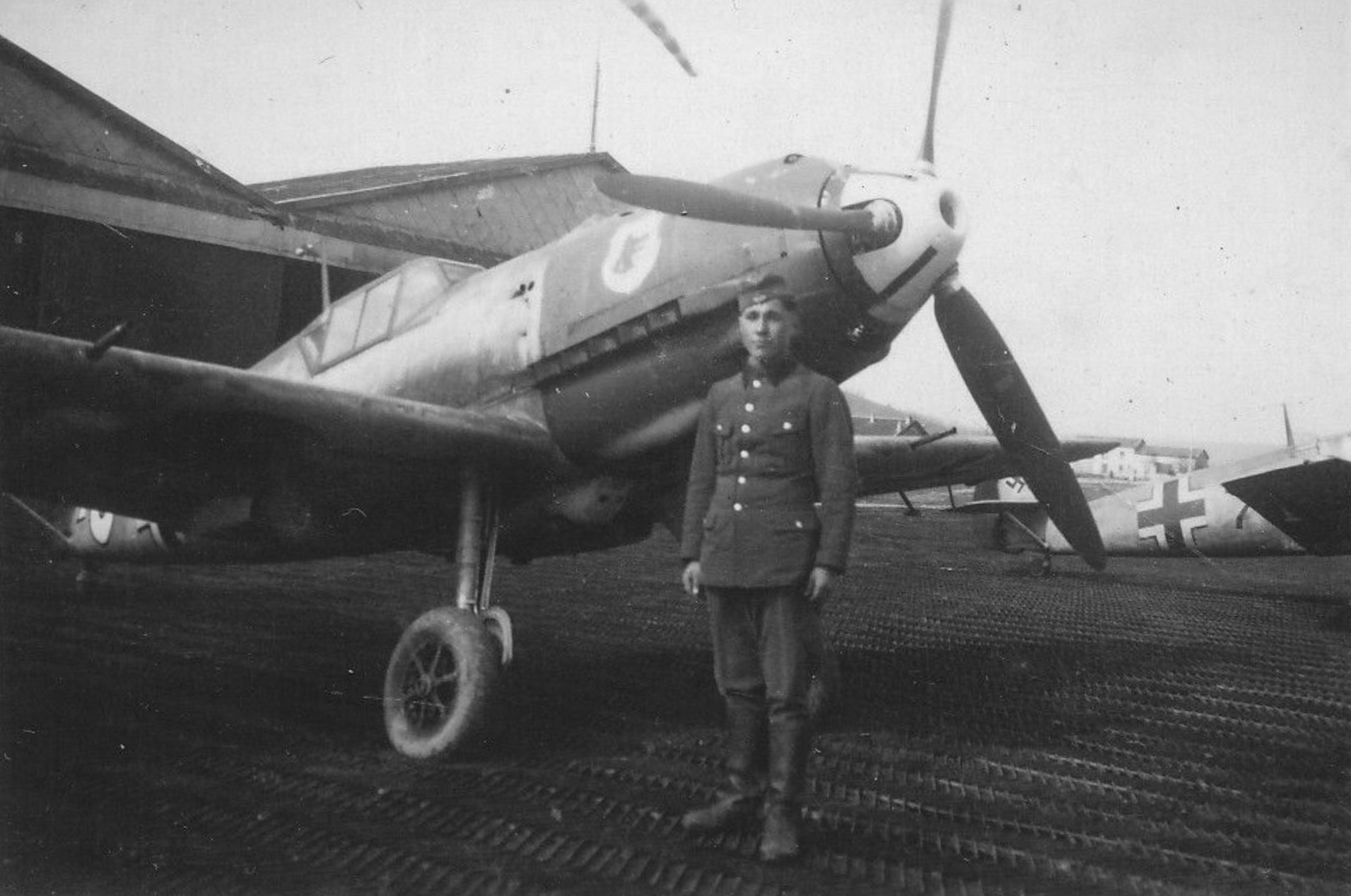 Messerschmitt Bf 109E7 III.JG77 Morlaix March 1941 eBay 02