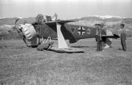 Asisbiz Henschel Hs 123 10.LG2 aircraft ground looped nr Greek Bulgarian border Apr 1941 NIOD2