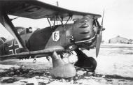 Asisbiz Henschel Hs 123 II.(Schlacht)LG2 Stkz NG+xU at a major Luftwaffe airbase winter eBay 01