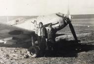 Asisbiz Messerschmitt Bf 109E4B 6.(S)LG2 left undercarriage bogged Ostfront 1941 eBay 01