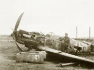 Asisbiz Messerschmitt Bf 109E7B 5.(S)LG2 Triangle Red C Wassiljewka Novgorod Oblast Russia 3rd Aug 1941 eBay 03