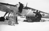 Asisbiz Messerschmitt Bf 109E3 1.(J)LG2 White 7 WNr 1398 1940
