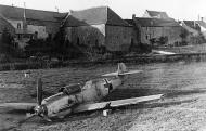Asisbiz Messerschmitt Bf 109E3 3.(J)LG2 Brown 6 Erwin Clausen force landed St Omer France 30th Jun 1940 02