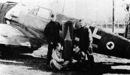 Asisbiz Messerschmitt Bf 109E4B 2.(J)LG2 ground crew and pilot with SC 250 bomb France Sep 1940 01