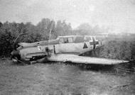 Asisbiz Messerschmitt Bf 109E3B 5.(S)LG2 triangle I belly landed France Nov 1940 01