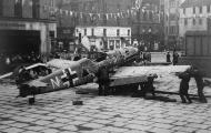 Asisbiz Messerschmitt Bf 109E4B 4.(S)LG2 Triangle N Josef Harmeling crash landed Essex France 1940 03