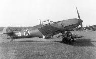 Asisbiz Messerschmitt Bf 109E7 RBAF White 4 Stoyan Stoyanov Sarafovo Airfield 1941 02