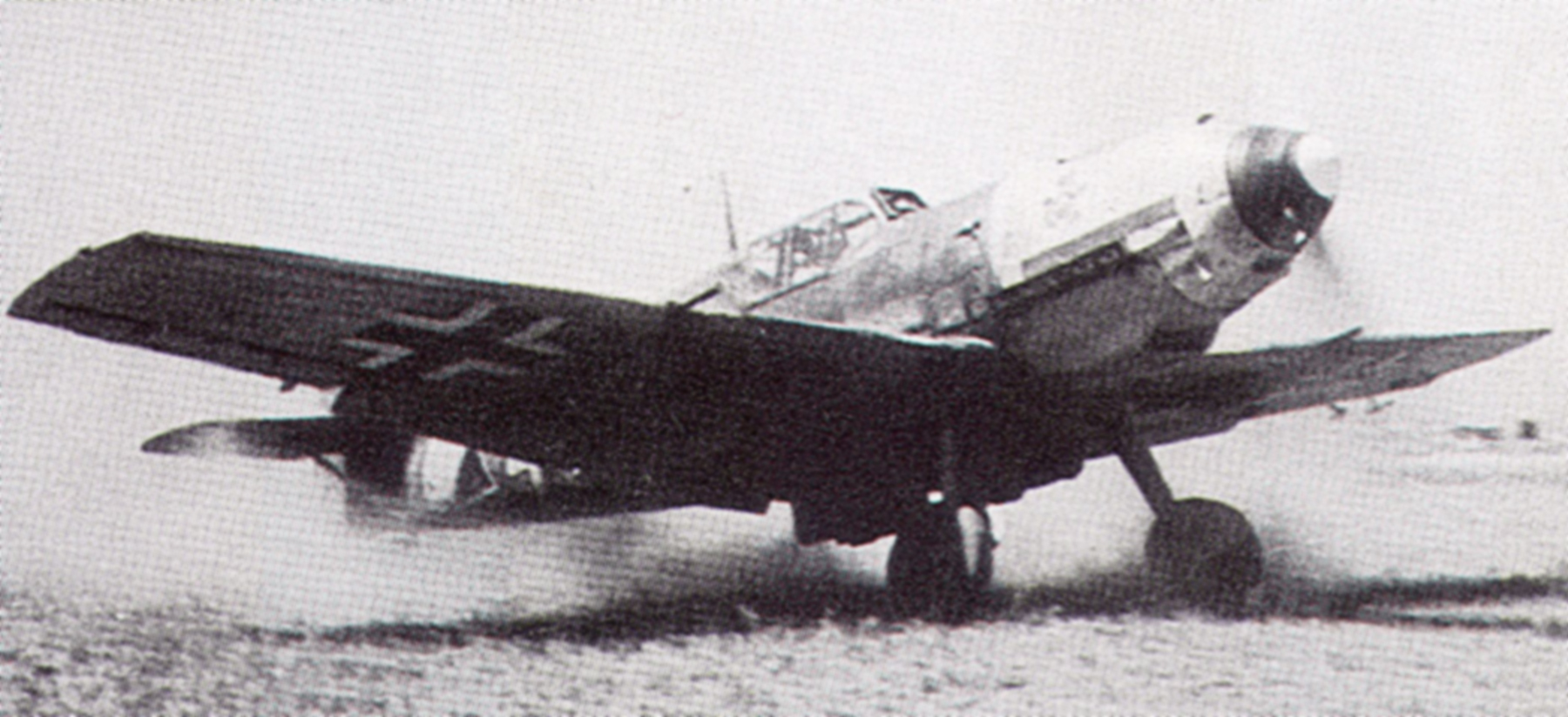 Messerschmitt Bf 109E4B 4.SchG1 White U Triangle Georg Dorfell Russia 1942 02