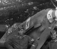 Asisbiz Messerschmitt Bf 109E showing StG2 emblem on the right cowling 02