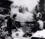 Asisbiz Messerschmitt Bf 109F Black 4 with personal thumbs down emblem 1941 01