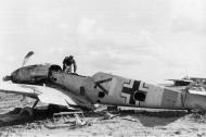 Asisbiz Ostfront abandoned Messerschmitt Bf 109F stab aircraft written off after landing on its back ebay3