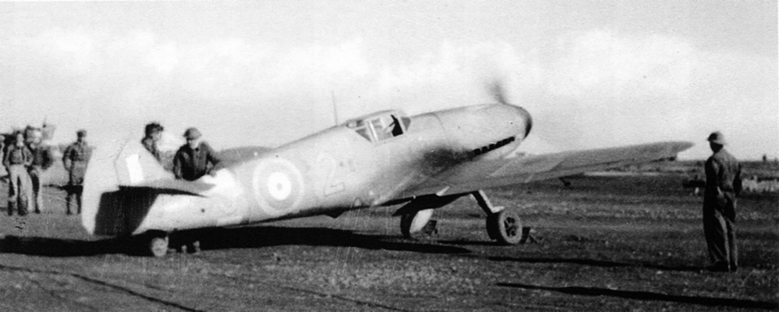 Messerschmitt Bf 109F4Trop 9.JG27 Yellow 2 captured at Derna Egypt 1942 01